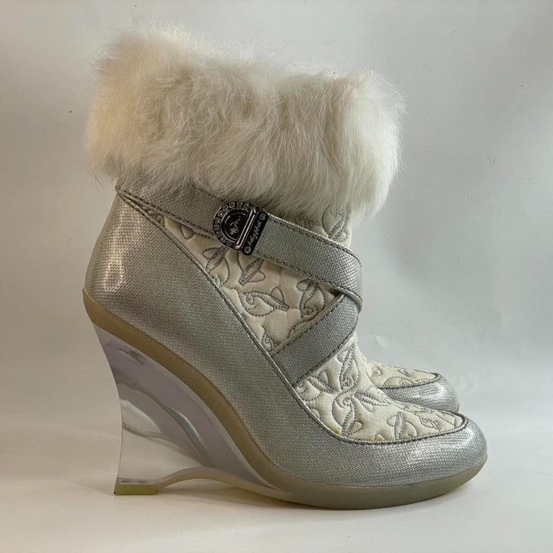 Stunning Beautiful Y2k Leather Fur chunky ankleboots By Baby Phat