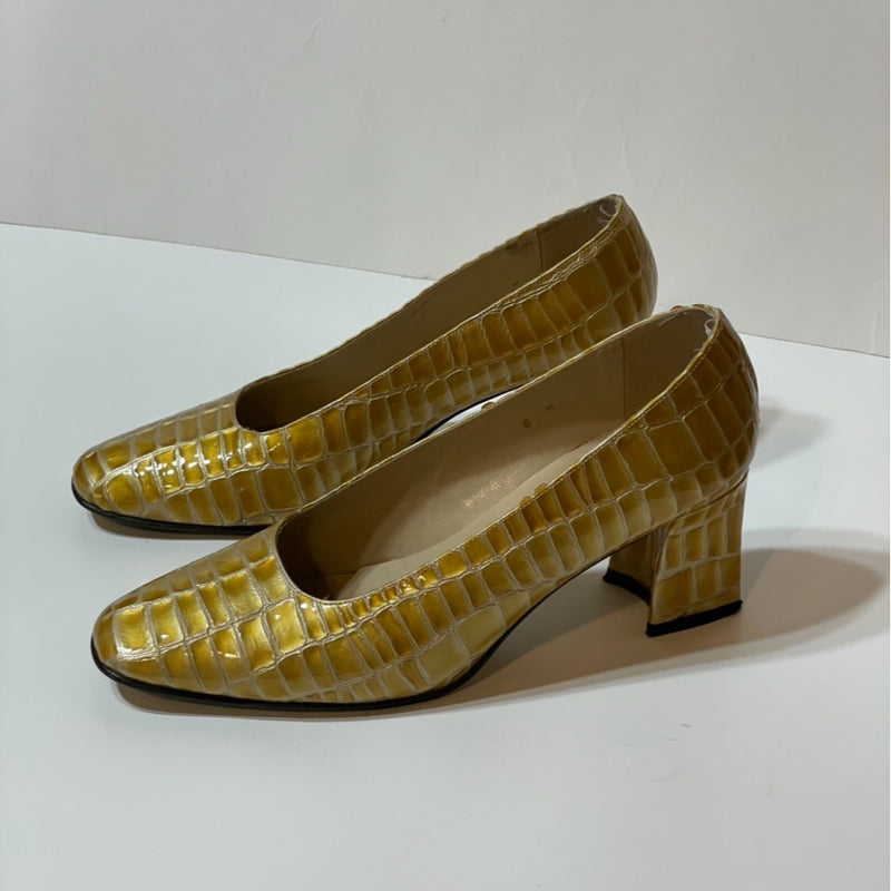 Stunning 90s Vintage Cara Molina Leather Mustard Yellow Pumps