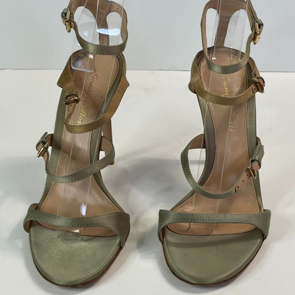 Stunning Beautiful Popular Gianvito Rossi Designers (ds) Olive Stripes Heels Sandals