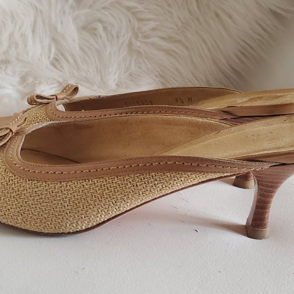 Gorgeous authentic vintage summer Stuart Weitzman heal sleepers ( Size US9.5)