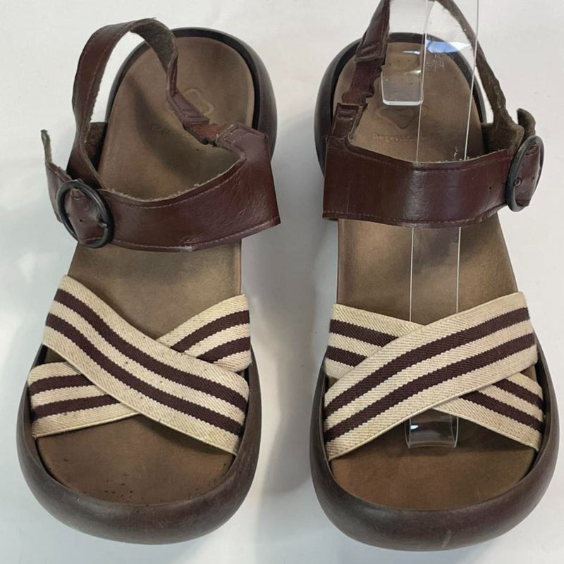 Beautiful Stunning Vintage Chunky Sandals