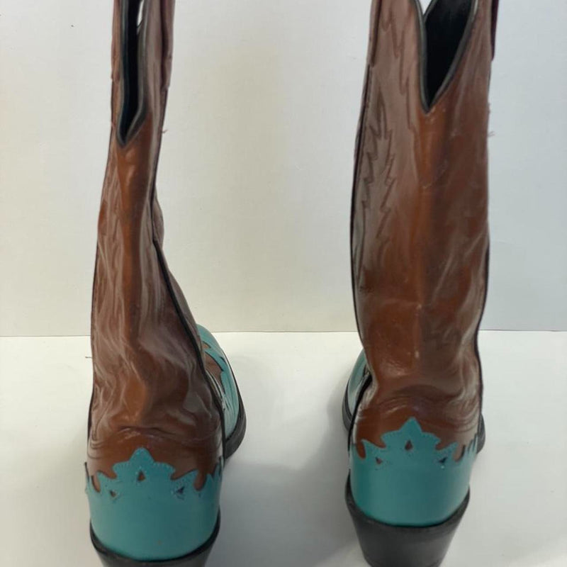 Stunning Beautiful 90s Vintage Two tone leather made on Intiacow girl boots.