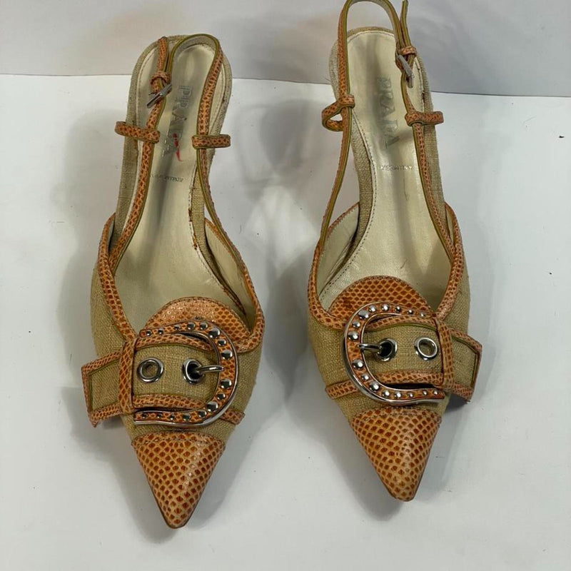 Stunning Beautiful Prada Designers (37) Leather Two-tone Slingback Kitten Heels Pumps (37)