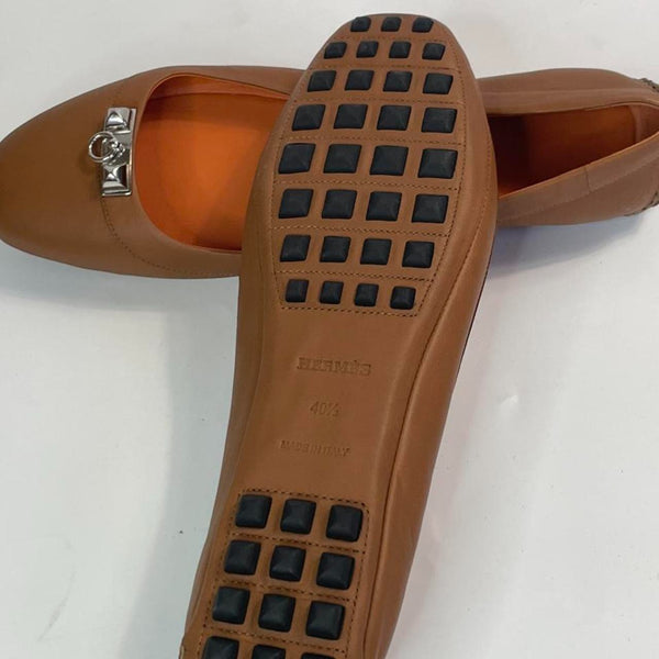 Beautiful Stunning Authentic Hermes Designers (ds) Tan leather Brand New Moccasin Flats.