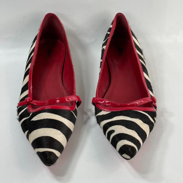 Beautiful Stunning Vintage Zebra Fur Skin Flats