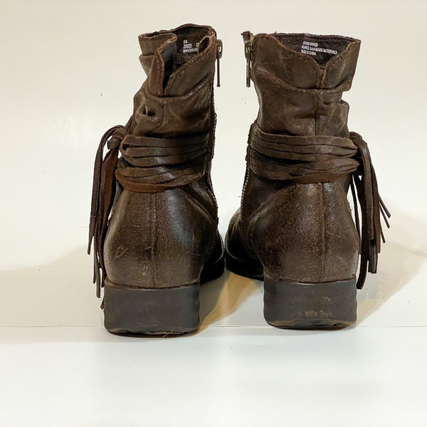 90s Super Rare Fine gorgeous Vintage 100% leather Born women Tarkiln booties boots