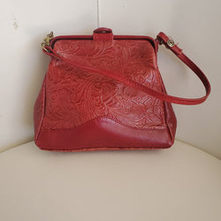 Super Vintage Rare-Find 80s 100% genuin leather embroidery mini handbag