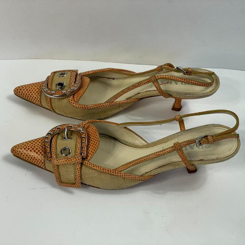 Stunning Beautiful Prada Designers (37) Leather Two-tone Slingback Kitten Heels Pumps (37)