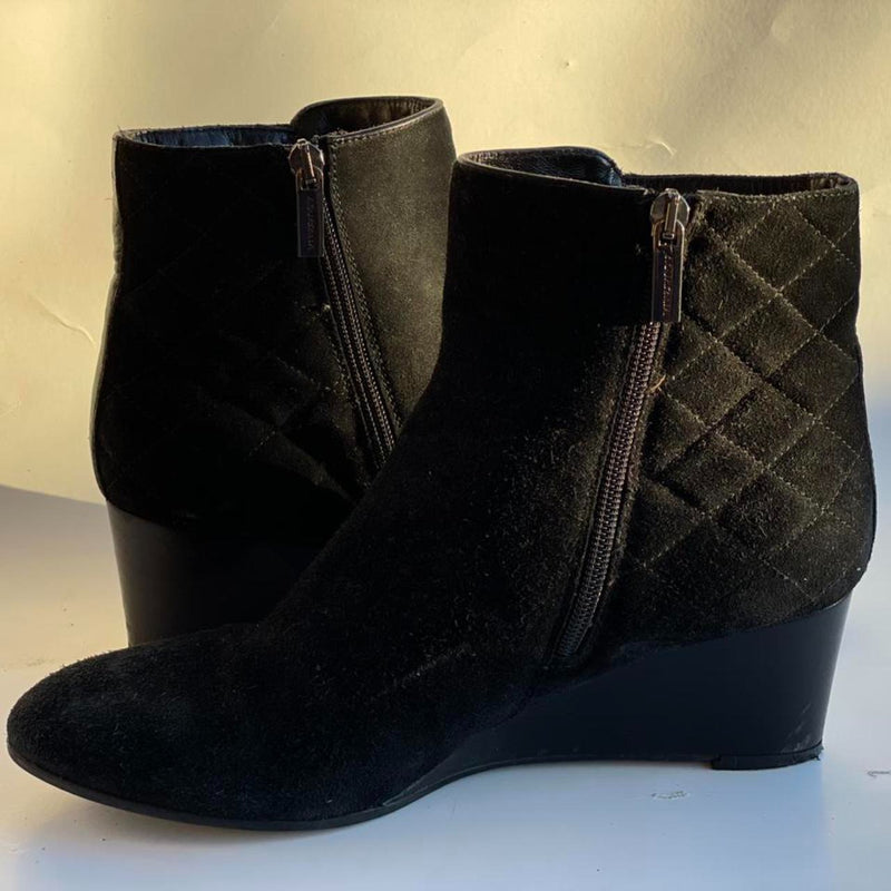 Beautiful Stunning 100 Leather Suede Designer (ds) Platform Ankle Noire Chelsea Boots By Aquatalia! (S 10)