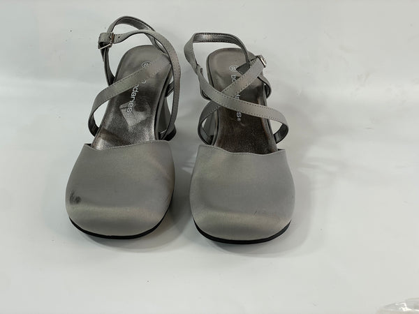 Beautiful Stunning Vintage Silver Mary Jane Heels (8.5)