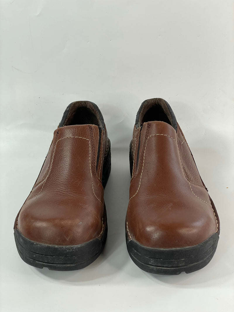 Beautiful Stunning Vintage Tan Brown Loafers. S 8.5