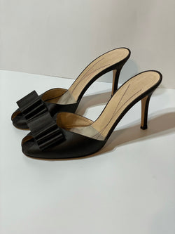 Gorgeous Satin Elegant  Kate Spade Satin Slide Heels With Bows (9.5B).      (DS)