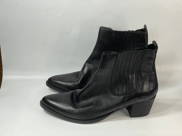 Stunning Beautiful Brand New Noire Leather Mid-calf Boots By Aldo. (11)