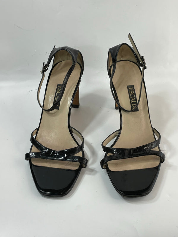 Stunning Beautiful VGT Leather Designer(DS)  Noire Sandals By Escada (38)