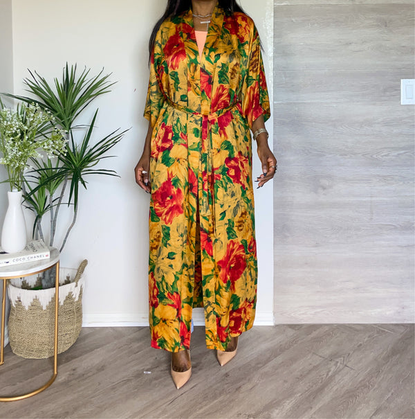 100% Silk Floral Elegant Belted Duster or Kimono. The material feels so soft and beautiful. (One Size)