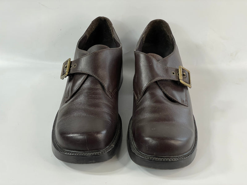 Stunning Beautiful Vintage Chocolate Brown Loafers With Buckles. (8.5)