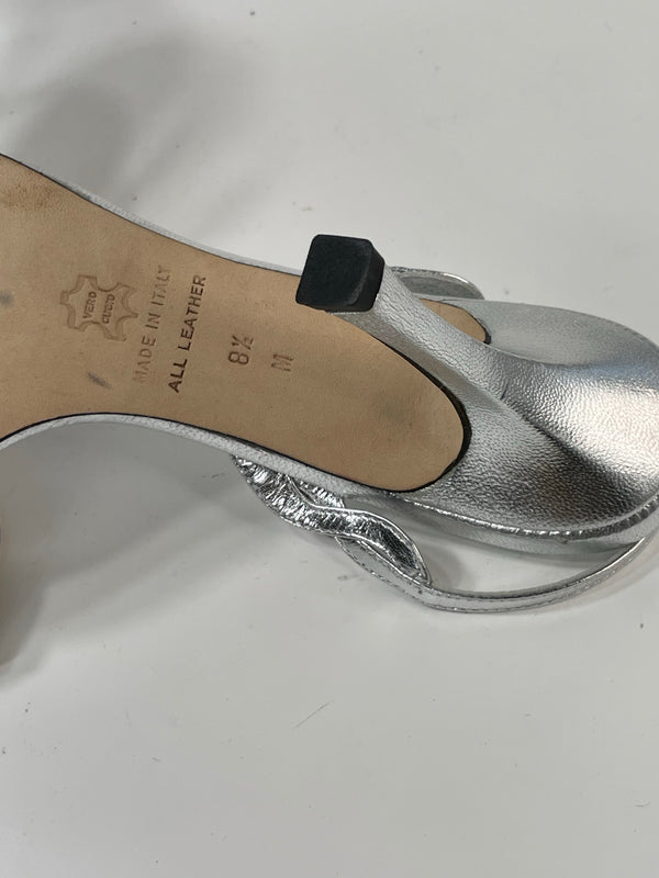 Stunning Beautiful Silver Shinny VTG Italian Designer(DS)  Heel Sandals Pumps By Lumiani (37)