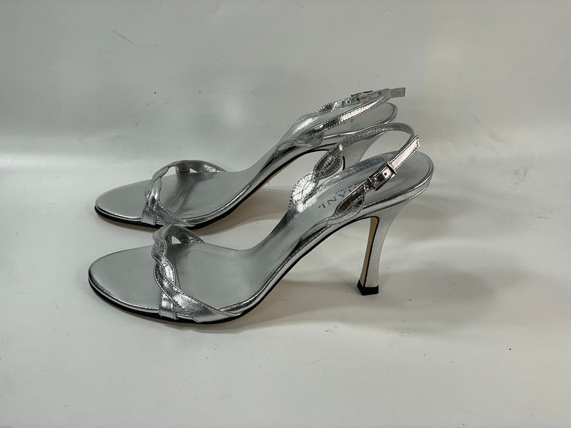 Stunning Beautiful Silver Shinny VTG Italian Designer(DS)  Heel Sandals Pumps By Lumiani (37)