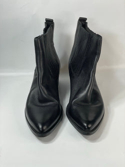 Stunning Beautiful Brand New Noire Leather Mid-calf Boots By Aldo. (11)