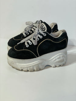 Gorgeous 1990s vintage Soda platform chunky leather shoes.