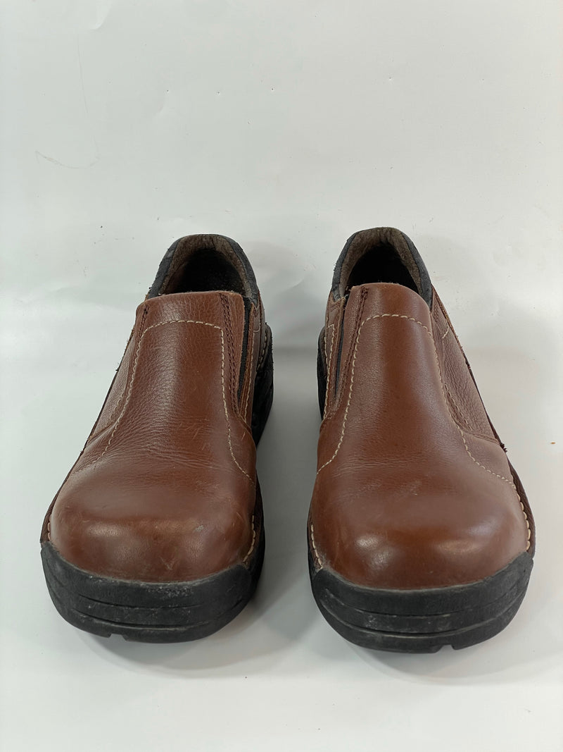 Stunning Beautiful Vintage Leather Brown Loafers. (8.5)