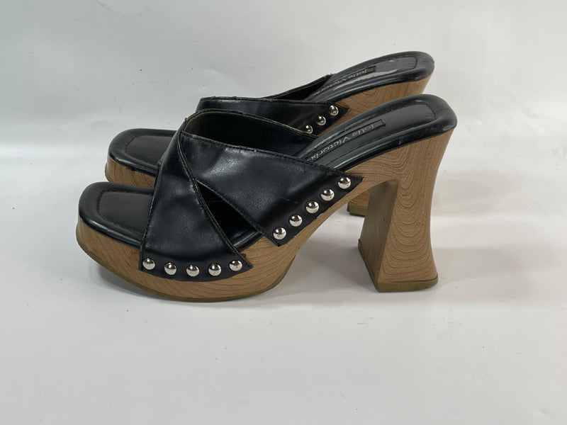 Stunning Beautiful Y2K  VTG Noire Chunky Platform Slide Pumps    (39)