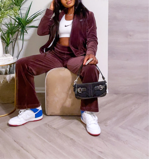 Stunning Rare-find Vintage Nike Swoosh 100% Rich Velour Burgundy Loungewear Tracksuit 2 PC Set (M)