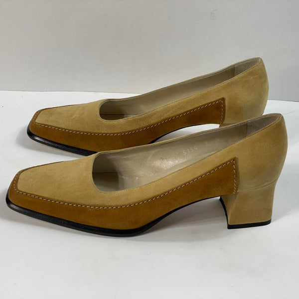 Stunning Beautiful VTG Untouched Two-tone (DS) Auth Escada Designer Leather Suede Loafers.